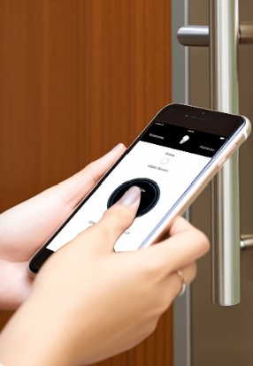Smart Access – inteligentný bezkľúčový vstup do domu a kancelárie